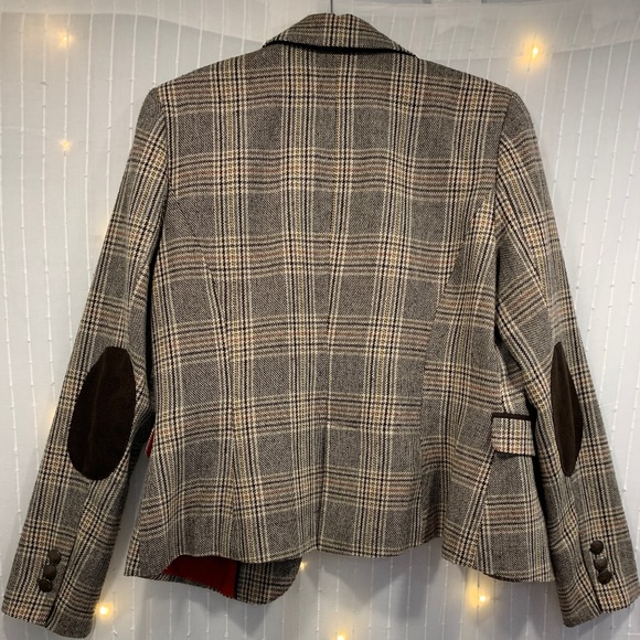 Suzy Shier Blazer - Picture 6 of 6